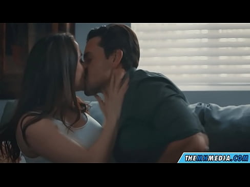 ❤️ Ρομαντικό σεξ με μια καλή μαμά με πλούσιο στήθος Πορνό βίντεο ❤